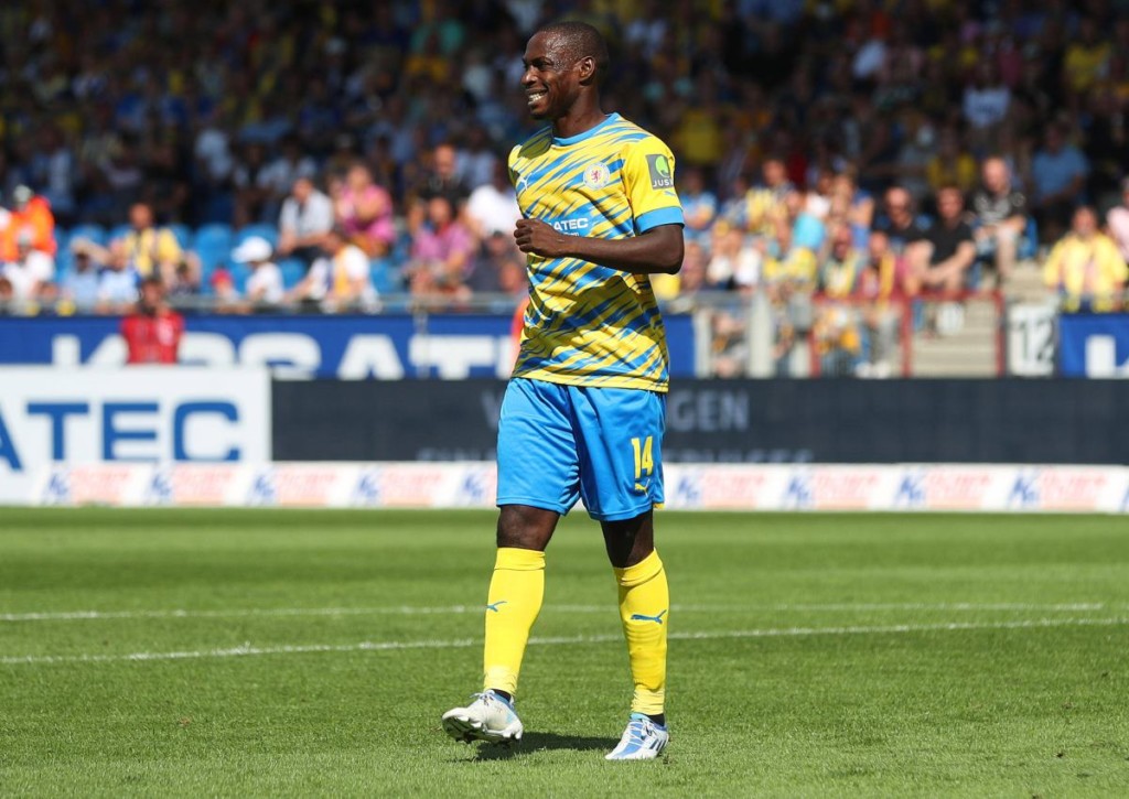 Schießt Ujah Braunschweig zum ersten Saisonsieg gegen Düsseldorf?