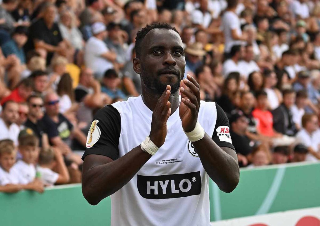 Elversberg (im Bild: Koffi) ist Favorit gegen Mannheim © IMAGO / Jan Huebner, 30.07.2022 Elversberg Mannheim Tipp