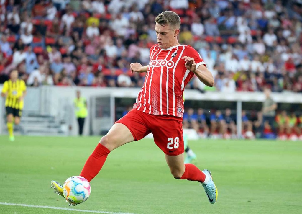 Erfüllt Freiburg (im Bild: Ginter) die Erwartungen gegen Bochum? © IMAGO / Sportfoto Rudel, 12.08.2022 Freiburg Bochum Tipp