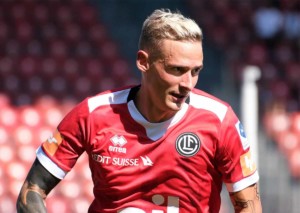 Wer riskiert im Hinspiel zwischen Lugano (im Bild: Mattia Bottani) und Hapoel Beer Sheva zuerst etwas? © IMAGO / Sergio Brunetti, 24.07.2022 Lugano Hapoel Beer Sheva Tipp