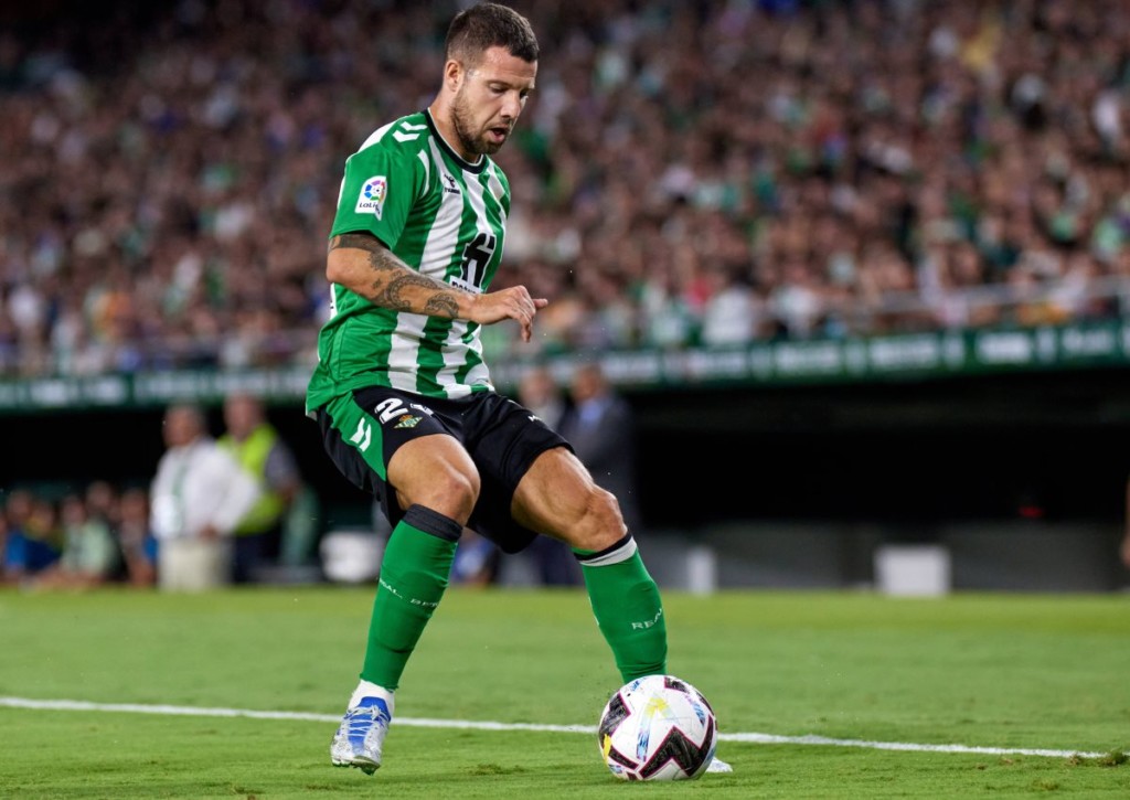 Wird Betis Sevilla (im Bild: Aitor Ruibal) gegen Ludogorets Rasgrad der Favoritenrolle gerecht?
