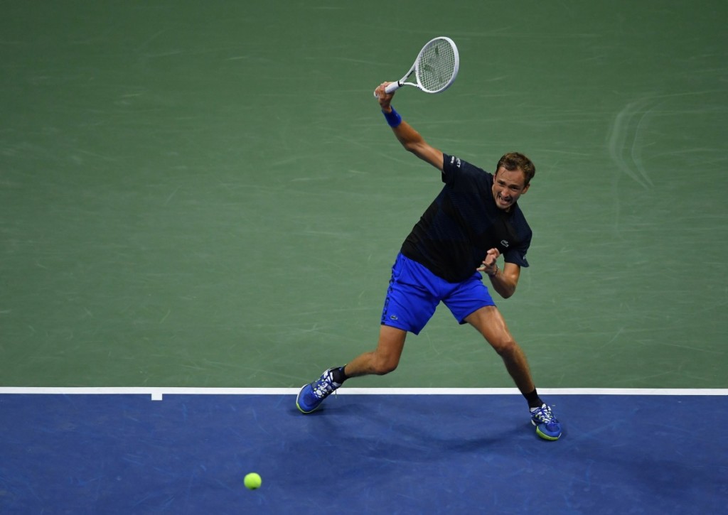 Wird Medvedev der Favoritenrolle gegen Kyrgios gerecht? © IMAGO / PanoramiC, 31.08.2022 Wird Medvedev der Favoritenrolle gegen Kyrgios gerecht?