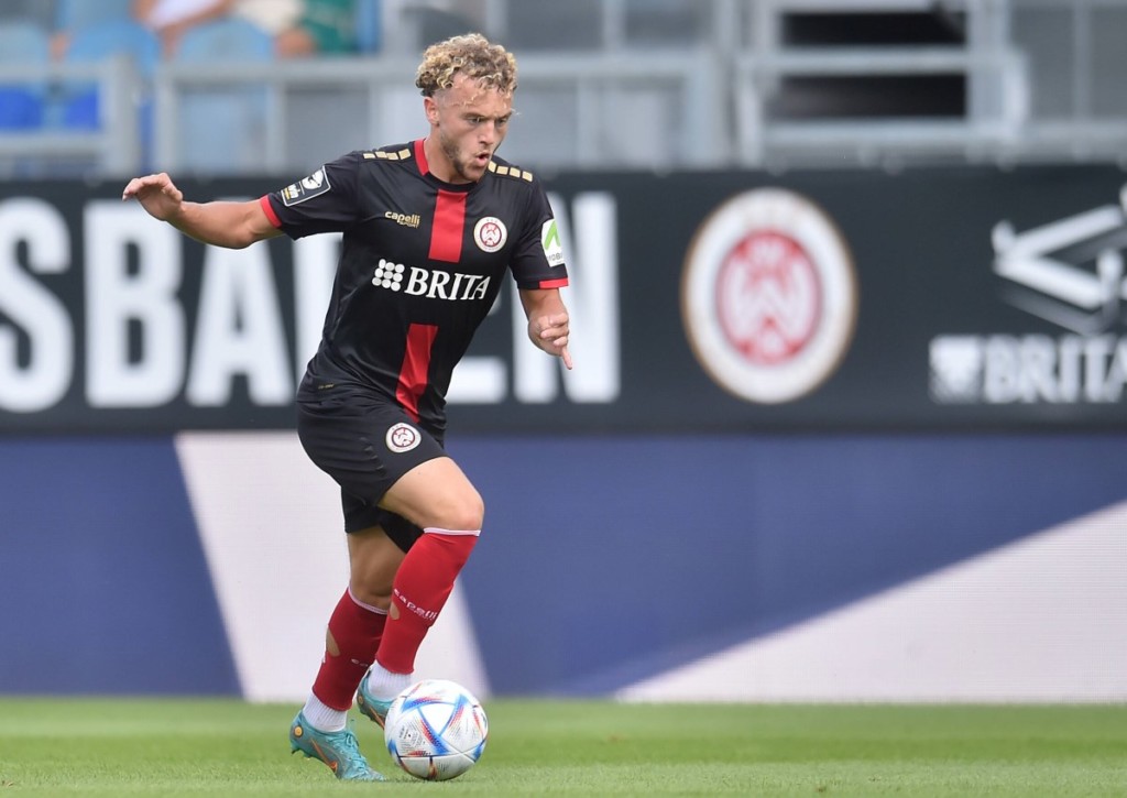 Triumphiert Wiesbaden (im Bild: Benedict Hollerbach) zuhause gegen RW Essen?