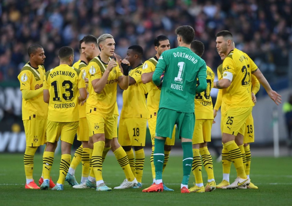 Kassiert Dortmund auch gegen den aufstrebenden VfB Stuttgart eine bittere Niederlage?