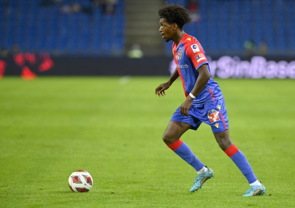 Revanchiert sich der FC Basel (im Bild: Andy Pelmard) gegen Slovan Bratislava für die Heimpleite aus der Vorwoche? © IMAGO / Pius Koller, 01.10.2022 Revanchiert sich der FC Basel (im Bild: Andy Pelmard) gegen Slovan Bratislava für die Heimpleite aus der Vorwoche?