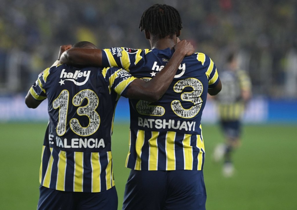 Sticht die Connection Valencia/Batshuayi für Fenerbahce auch bei AEK Larnaca? © IMAGO / Seskim Photo, 09.10.2022 Sticht die Connection Valencia/Batshuayi für Fenerbahce auch bei AEK Larnaca?