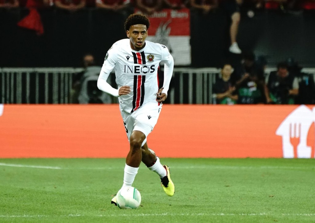 Jean-Clair Todibo will mit Nizza bei Slovacko den ersten Dreier der Gruppenphase eintüten. © IMAGO / PanoramiC, 08.09.2022 Jean-Clair Todibo will mit Nizza bei Slovacko den ersten Dreier der Gruppenphase eintüten.