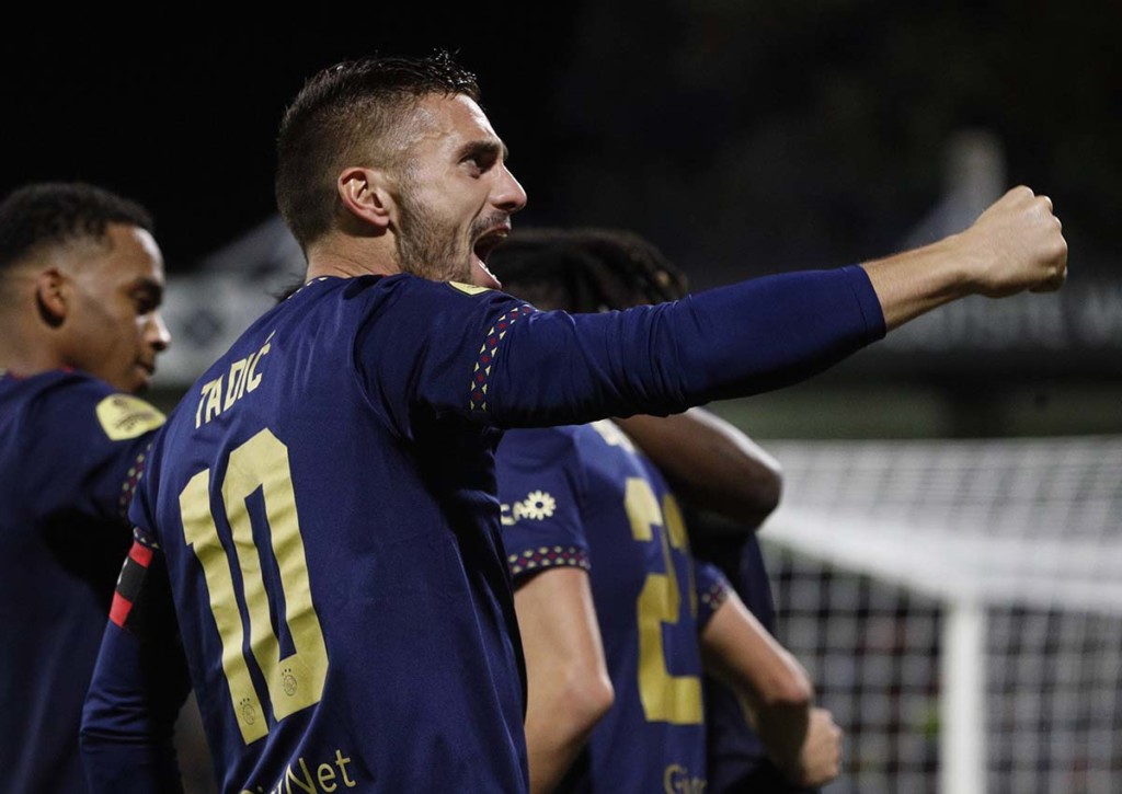 Ajax Amsterdam vs. PSV Eindhoven Tipp 11 2022