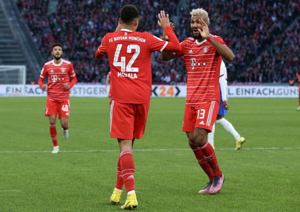 Überzeugen Musiala & Choupo-Moting auch im Spiel der Bayern gegen Werder Bremen? © IMAGO / Contrast, 05.11.2022 Überzeugen Musiala & Choupo-Moting auch im Spiel der Bayern gegen Werder Bremen?