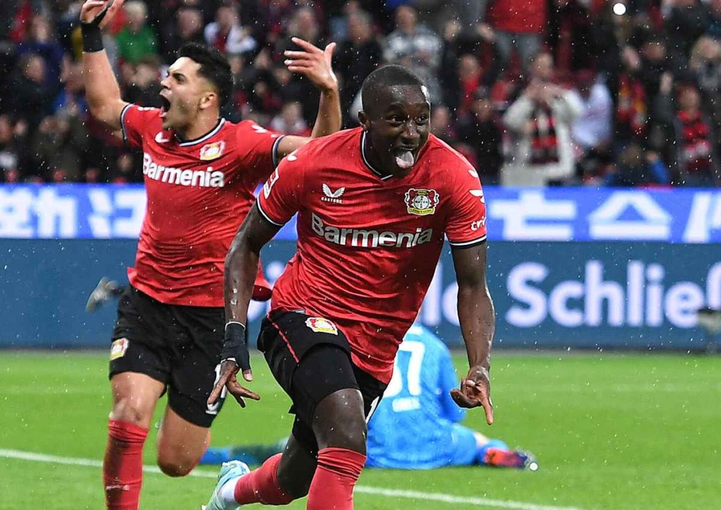 Schießt Diaby (Leverkusen) die Werkself zum Auswärtssieg gegen Köln? © IMAGO / Revierfoto, 06.11.2022 Köln Leverkusen Tipp