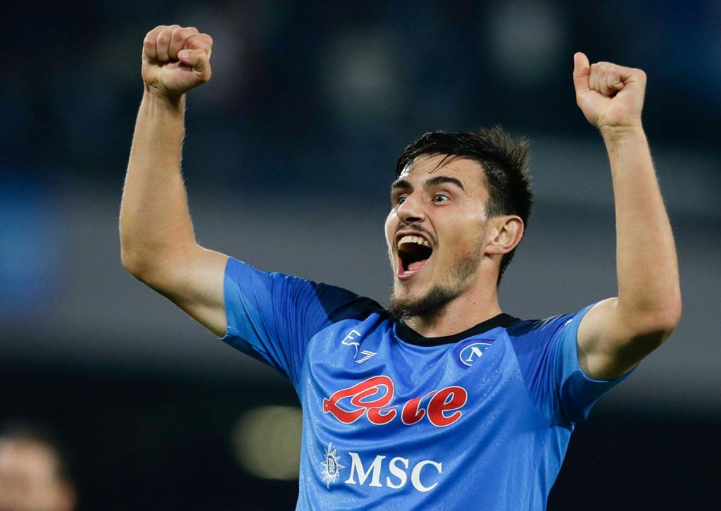 Geht Neapel (im Bild: Eljif Elmas) mit einem Sieg gegen Udinese in die WM-Pause? © IMAGO / Antonio Balasco, 08.11.2022 Neapel Udinese Tipp