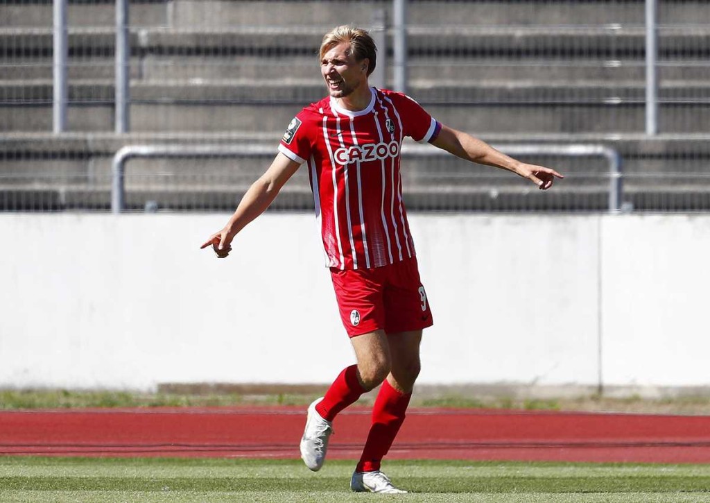 Ist Freiburg 2 (im Bild: Vermeij) gegen Bayreuth im Vorteil? © IMAGO / Peter Kolb, 06.08.2022 Freiburg 2 Bayreuth Tipp