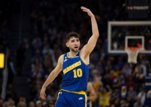 Überzeugen die Golden State Warriors (im Bild: Ty Jerome) auch ohne Stephen Curry gegen die Atlanta Hawks? © IMAGO / USA TODAY Network, 28.12.2022 Golden State Warriors Atlanta Hawks Tipp