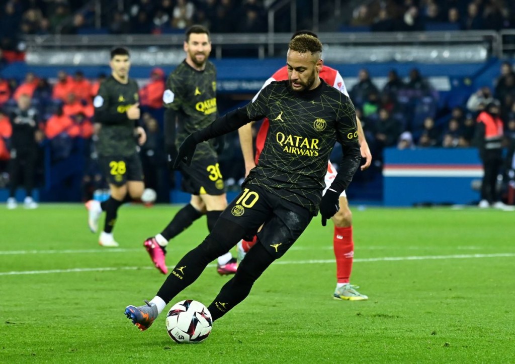 Kann PSG (im Bild: Neymar) in Montpellier endlich mal wieder überzeugen?