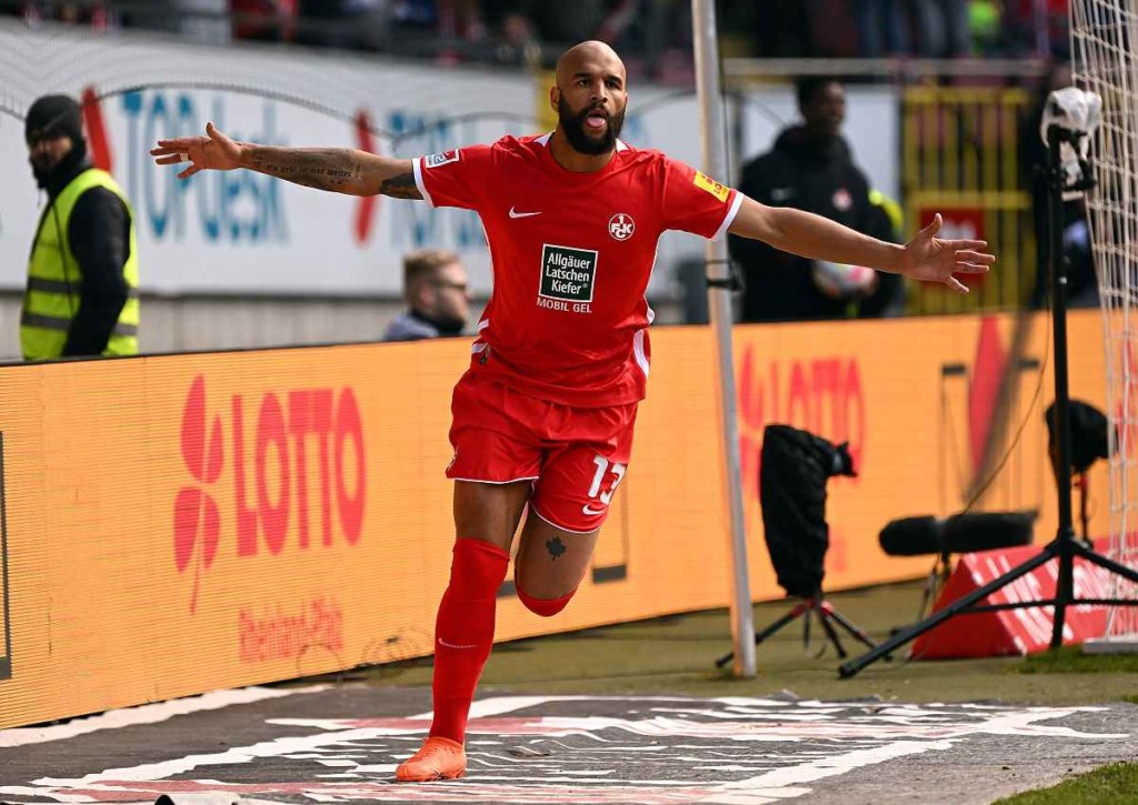 Bekommt Magdeburg den Torhunger von Terrence Boyd (Kaiserslautern) zu spüren? © IMAGO / Jan Huebner, 25.02.2023 Magdeburg Kaiserslautern Tipp