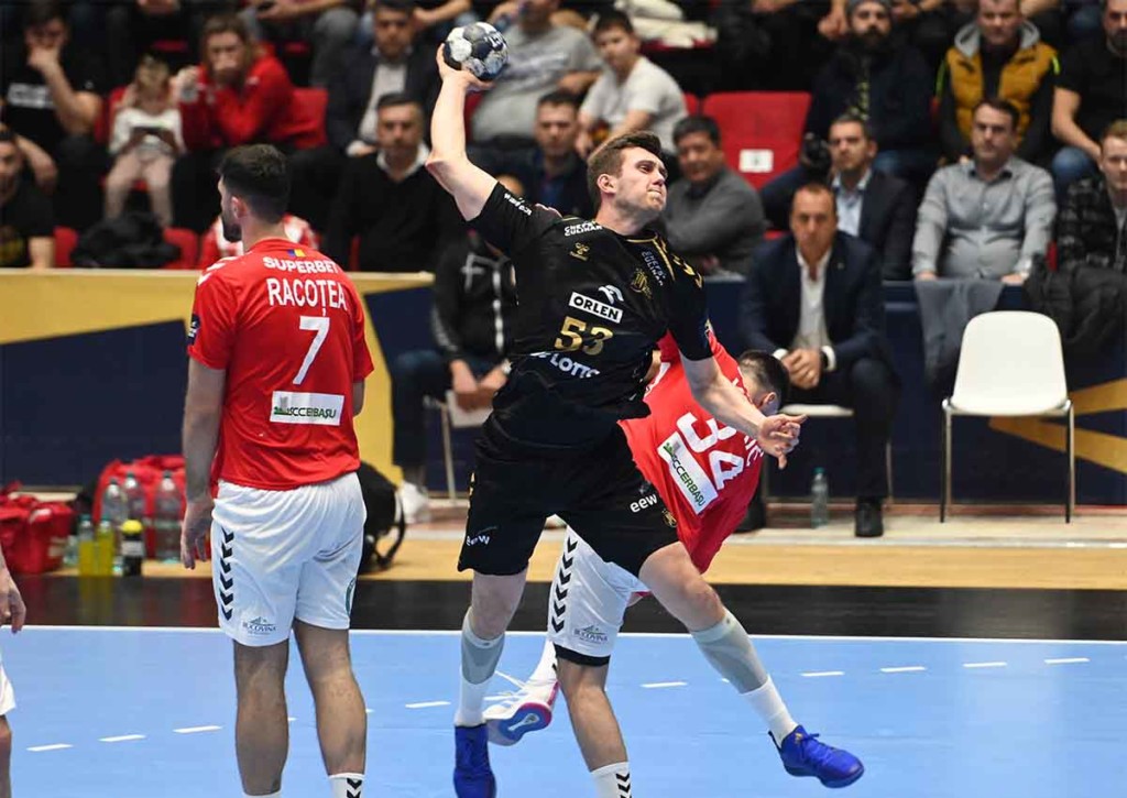 Gewinnt THW Kiel (im Bild: Nikola Bilyk) auch das Rückspiel gegen Dinamo Bukarest? © IMAGO / sport pictures-Razvan Pasarica, 22.03.2023 THW Kiel Dinamo Bukarest Tipp