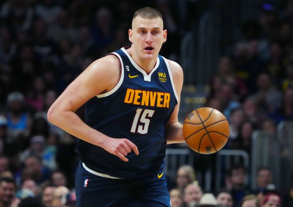 Geht Nikola Jokic für die schwächelnden Nuggets gegen die Raptors voran?