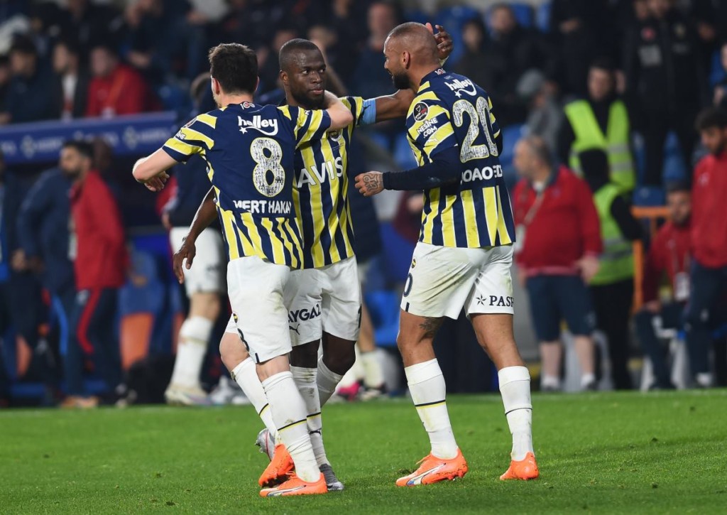 Wird Fenerbahce im Heimspiel gegen Istanbulspor der Favoritenrolle gerecht?