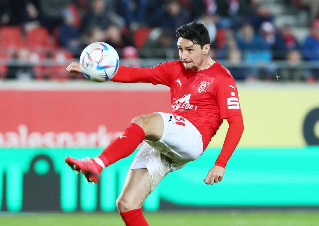 Feiert Halle (im Bild: Niklas Landgraf) gegen Aue endlich wieder einen Heimsieg? © IMAGO / Picture Point LE, 24.03.2023 Halle Aue Tipp