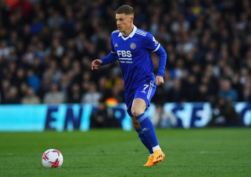 Gewinnt Leicester (im Bild: Harvey Barnes) den Abstiegskrimi gegen Everton?