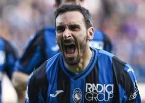 Kann Altalanta Bergamo (im Bild: Davide Zappacosta) im direkten Duell zu Juventus aufschließen? © IMAGO / Gribaudi/ImagePhoto, 03.05.2023 Atalanta Bergamo Juventus Tipp