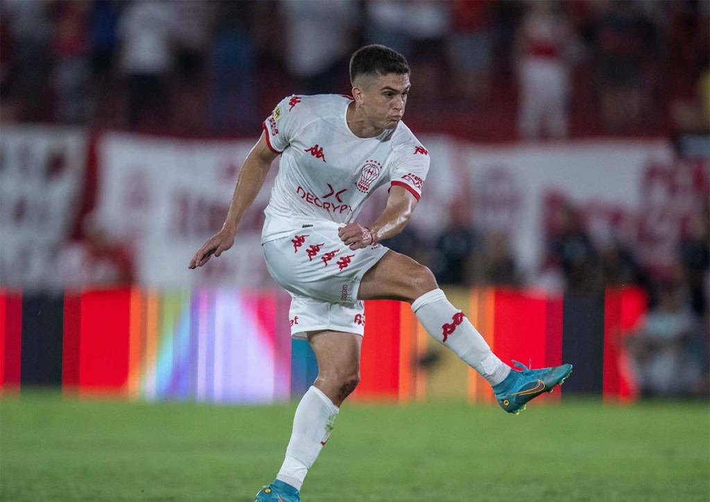 Behält Huracan (im Bild: Guillermo Soto) gegen Talleres Cordoba drei wichtige Punkte im eigenen Stadion? © IMAGO / Sebastian Frej, 06.02.2023 Huracan Talleres Cordoba Tipp