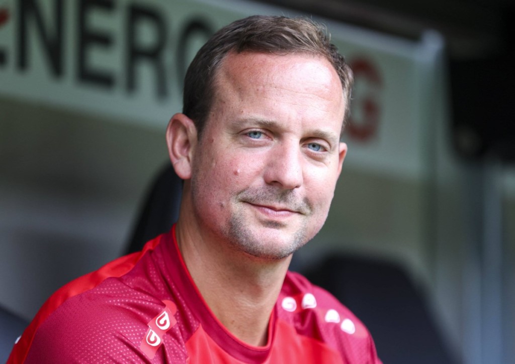 Startet der LASK mit NeuTrainer Thomas Sageder gegen Rapid Wien erfolgreich in die neue Saison?