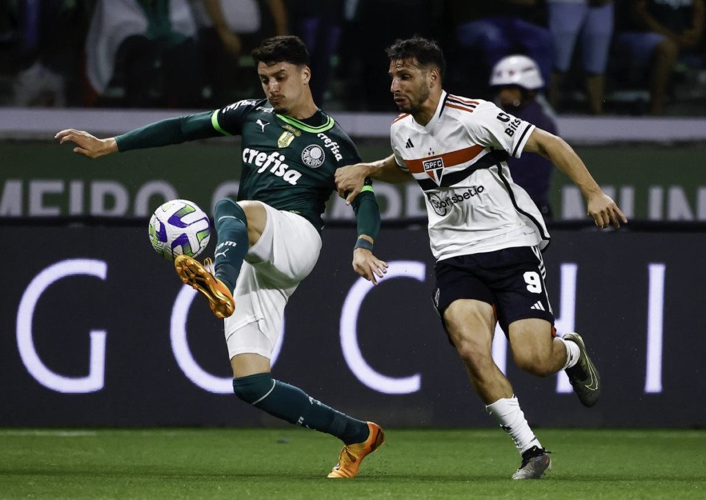 Findet Palmeiras im Heimspiel gegen Fortaleza zurück in die Spur? © IMAGO / Sports Press Photo, 13.07.2023 Findet Palmeiras im Heimspiel gegen Fortaleza zurück in die Spur?