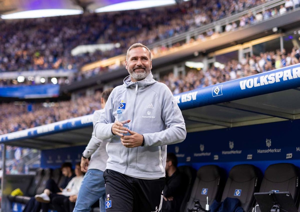 Der HSV will mit Tim Walter an der Seitenlinie endlich wieder in die Bundesliga aufsteigen. © IMAGO / Philipp Szyza, 05.06.2023 Talk Tipps Podcast 2. Bundesliga Saisonvorschau