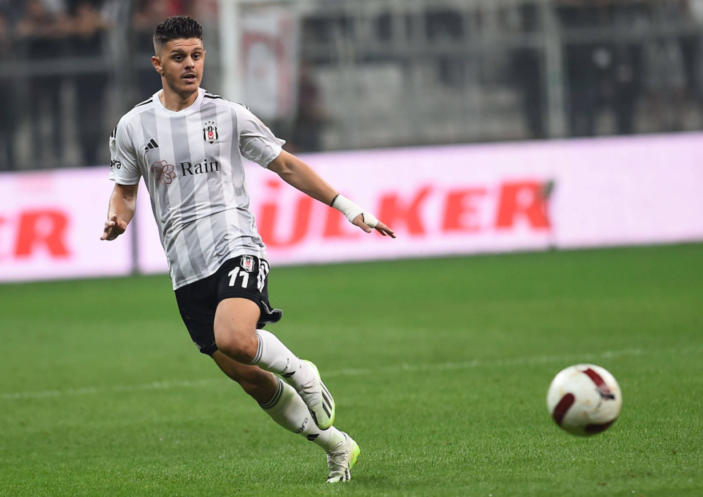 Erweist sich Dynamo Kiew für Besiktas (im Bild: Milot Rashica) als letzter Stolperstein zum Einzug in die Conference League? © IMAGO / Seskim Photo, 20.08.2023 Besiktas Dynamo Kiew Tipp