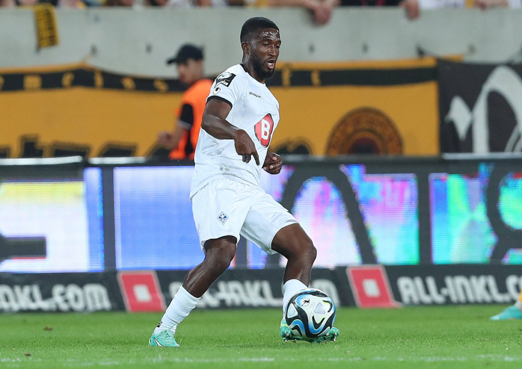 Waldhof Mannheim (im Bild: Kelvin Arase) hat bisher bei Preußen Münster bisher immer etwas Zählbares mitnehmen können. © IMAGO / Jan Huebner, 22.08.2023 Preußen Münster Mannheim Tipp