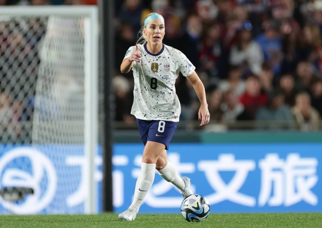 Wird die USA (im Bild: Julie Ertz) im Achtelfinale gegen Schweden der eigenen Favoritenrolle gerecht?