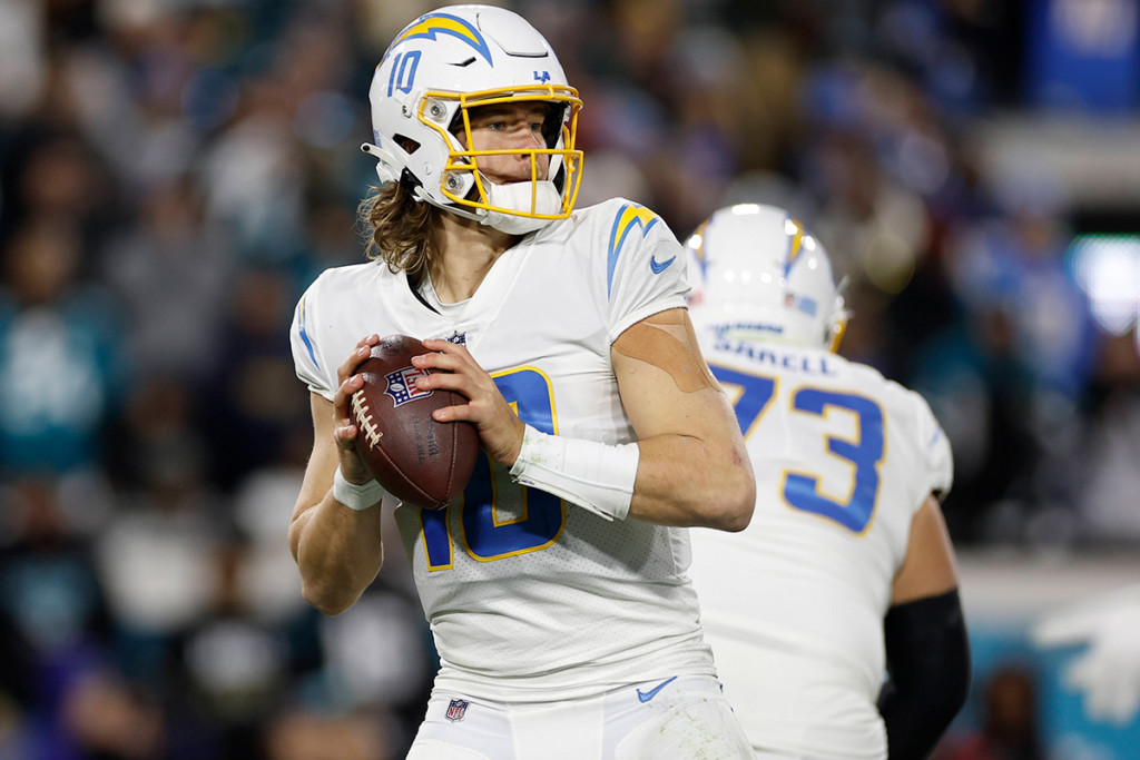 chargers vs dolphins