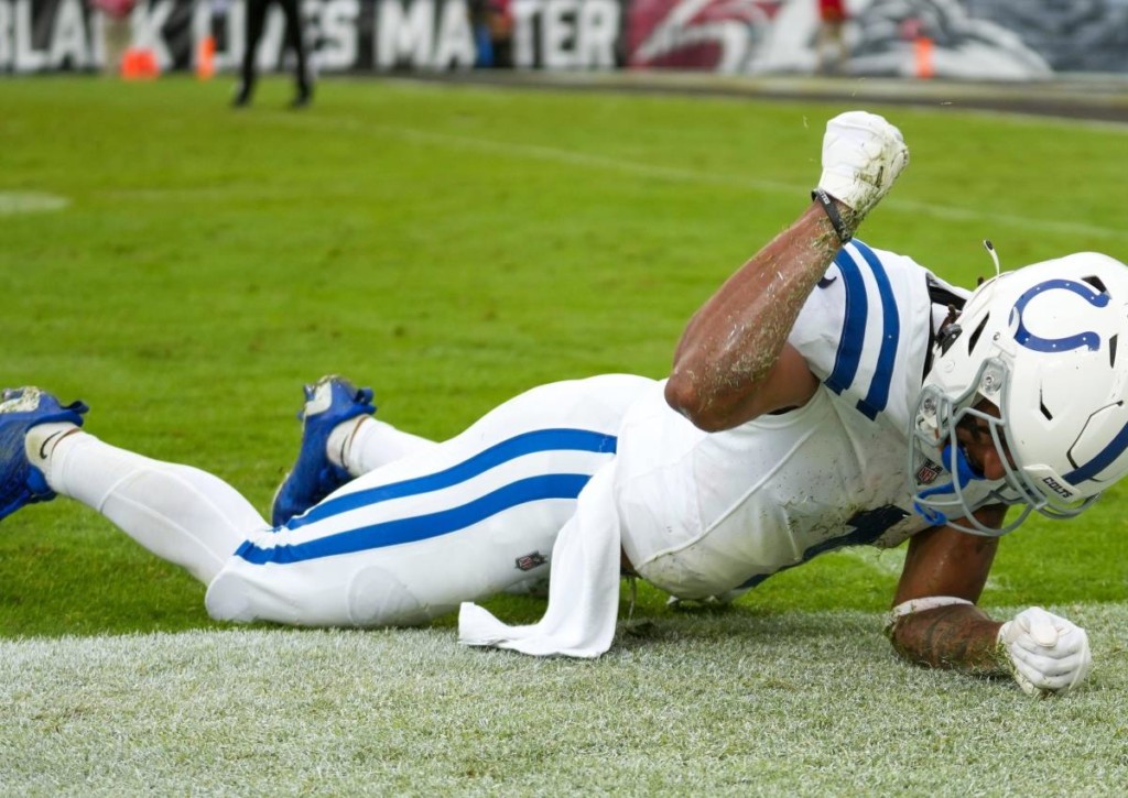 Können die Colts (im Bild: Josh Downs) auch gegen die Rams überzeugen?