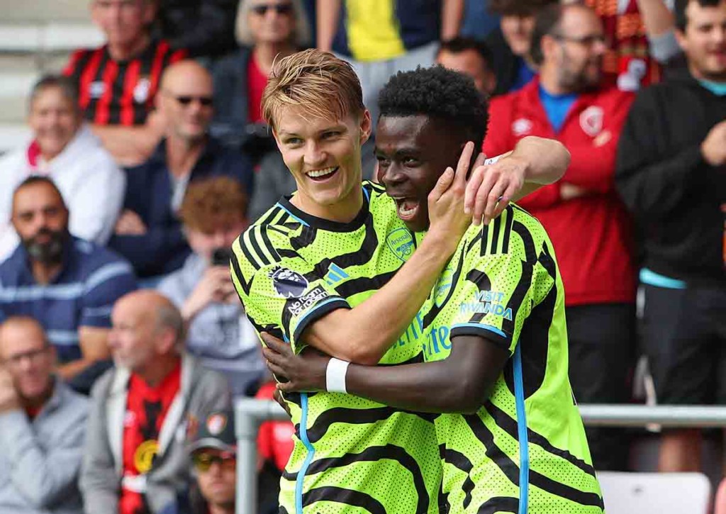 Gewinnt Arsenal (im Bild: Ödegaard, Saka) das Derby bei Chelsea London? © IMAGO / Colorsport,30.09.2023 Chelsea vs. Arsenal Tipp, Prognose & Quoten 21.10.2023 - Premier League