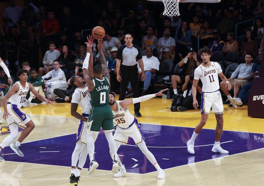 Milwaukee Bucks Philadelphia 76ers