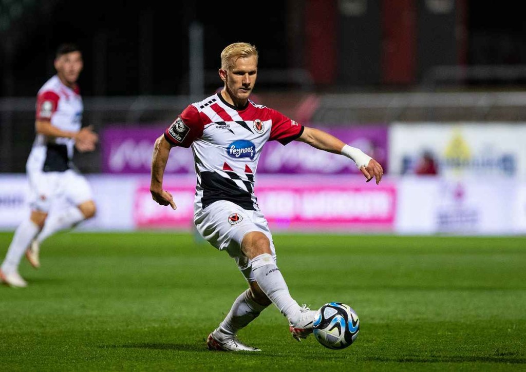 Ist die Form von Viktoria Köln (im Bild: Henning) stark genug, um Favorit Mannheim zu schlagen? © IMAGO / Beautiful Sports, 03.10.2023 Mannheim Viktoria Köln Tipp