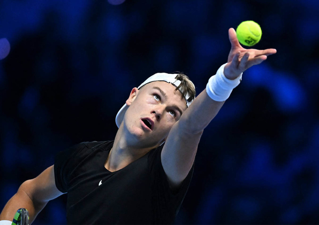 Siegt Holger Rune (im Bild) gegen Stefanos Tsitsipas bei den ATP Finals? © IMAGO / ABACAPRESS, 13.11.2023 Stefanos Tsitsipas Holger Rune Tipp