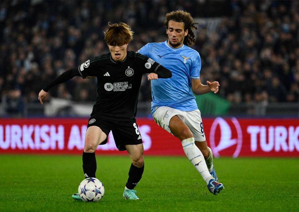 Erkämpft sich Celtic (im Bild: Furuhashi) den Sieg im besseren Testkick? © IMAGO / NurPhoto, 28.11.2023 Celtic Feyenoord Tipp