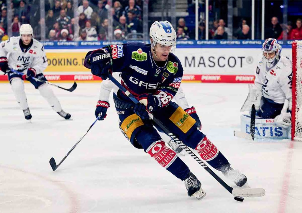 Setzen sich die Eisbären Berlin (im Bild: Maximilian Heim) auch am 29. Spieltag der DEL durch? © IMAGO / Eibner, 17.12.2023 DEL 29. Spieltag Tipp