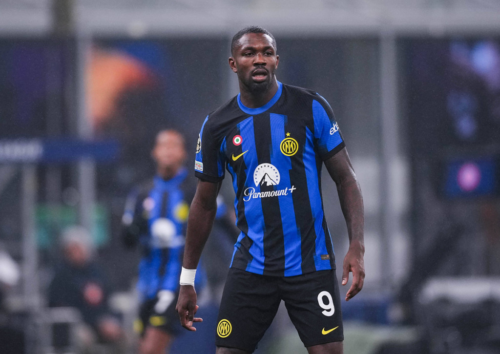 Inwiefern kann Inters Offensive (im Bild: Marcus Thuram) gegen das Bollwerk von Lecce brillieren? © IMAGO / justpictures.ch, 12.12.2023 Inter Mailand Lecce Tipp