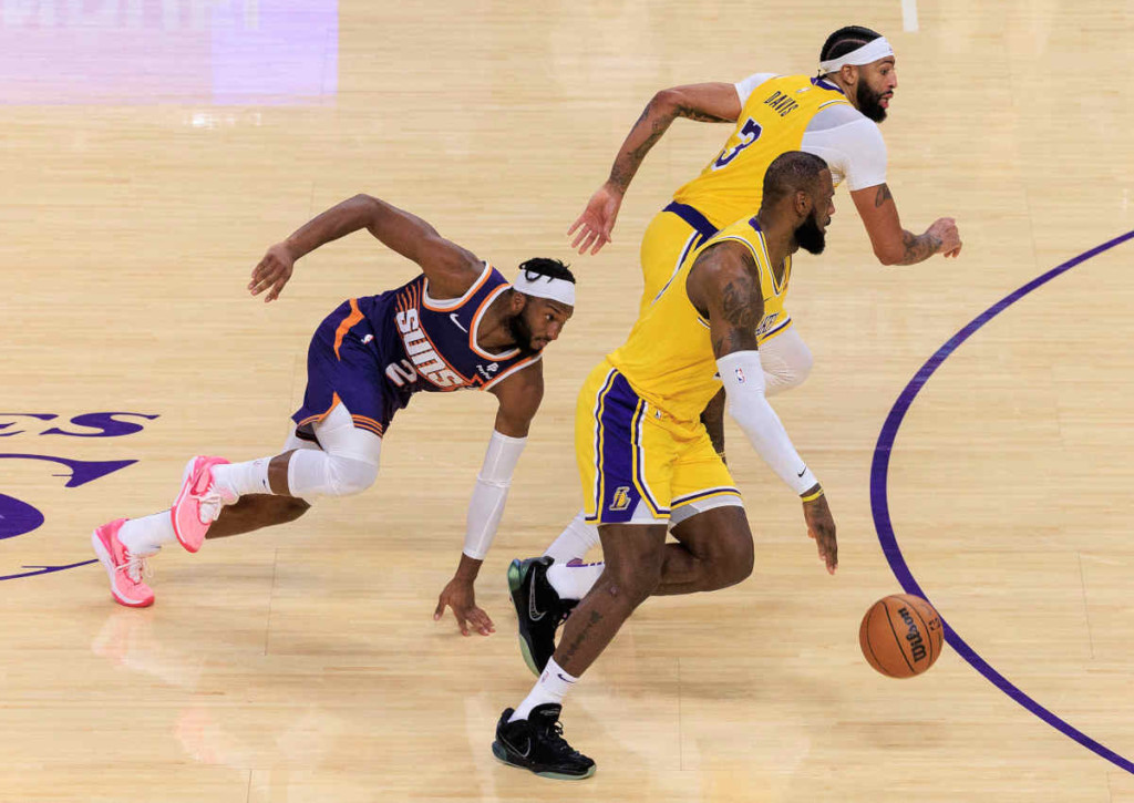 Ziehen die LA Lakers gegen die Phoenix Suns ins Halbfinale des In-Season-Tournaments ein?