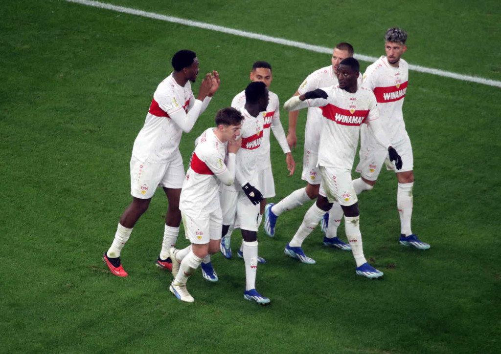 Stürzt der VfB Stuttgart im Topspiel Spitzenreiter Leverkusen?