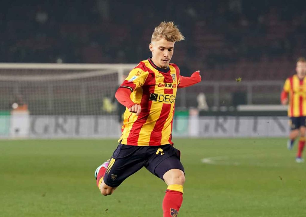 Präsentiert sich die Offensive von Lecce (im Bild: Almqvist) gegen die Fiorentina erneut blutleer? © IMAGO / NurPhoto, 21.01.2024 Lecce Fiorentina Tipp