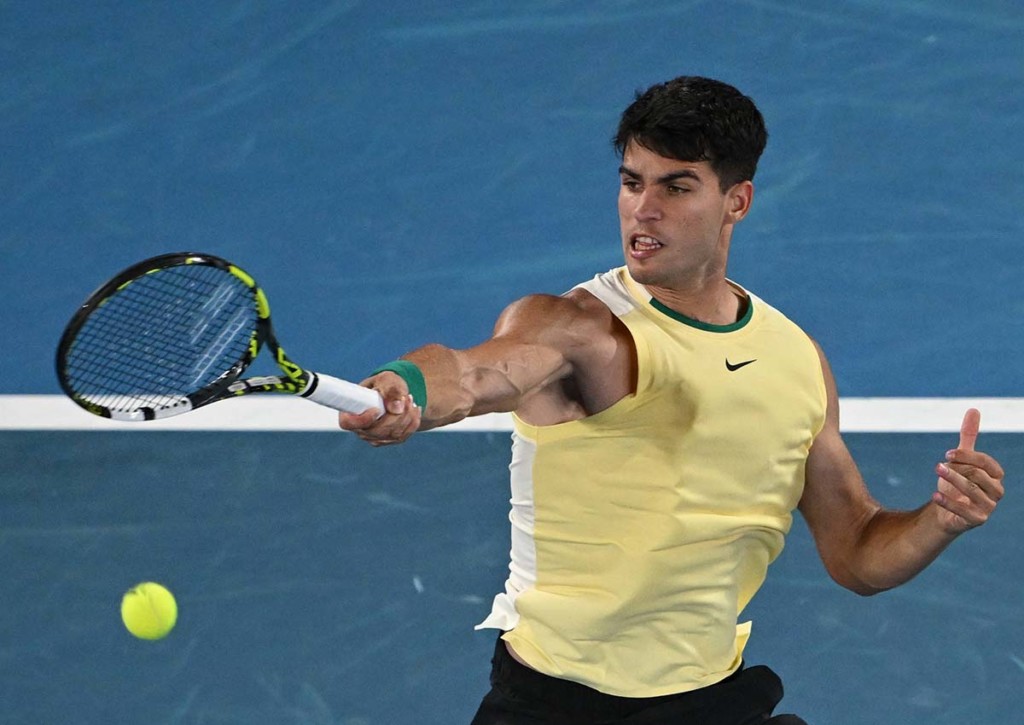 Gibt sich Carlos Alcaraz gegen Lorenzo Sonego keine Blöße in der 2. Runde der Australian Open 2024? © IMAGO / AAP, 16.01.2024 Sonego Alcaraz Tipp