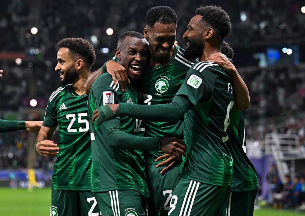 Saudi-Arabien will im dritten Gruppenspiel gegen Thailand nichts anbrennen lassen. © IMAGO / NurPhoto, 21.01.2024 Saudi-Arabien Thailand Tipp