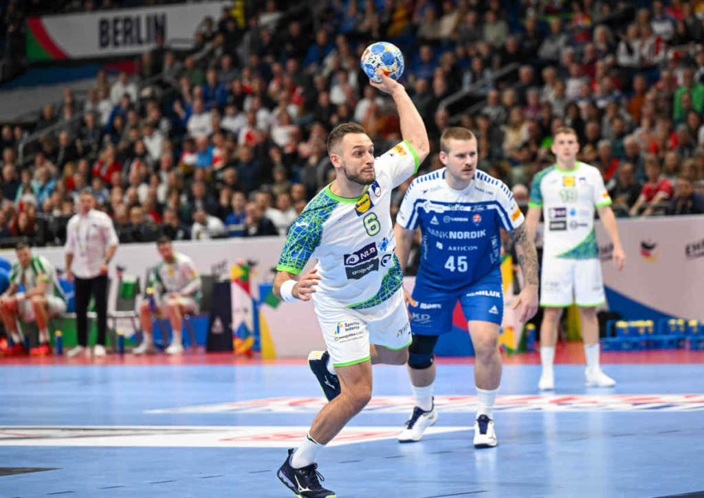 Fixiert Slowenien (im Bild: Gasper Marguc) gegen Polen vorzeitig den Einzug in die Hauptrunde?