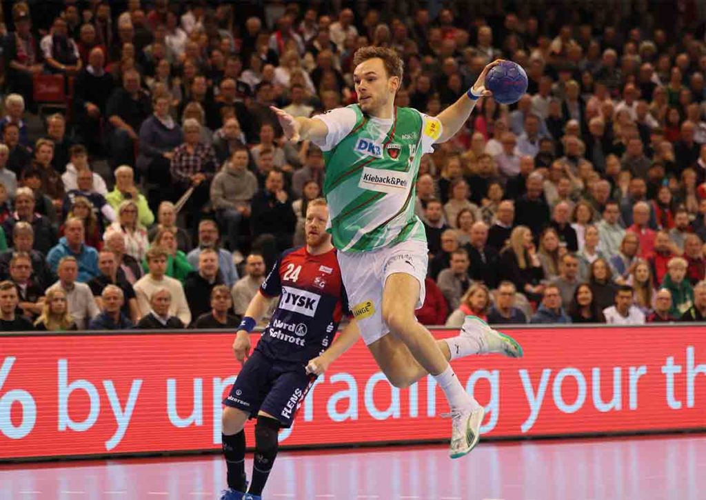 Behalten die Füchse Berlin (im Bild: Mathias Gidsel) am 24. Spieltag der Handball Bundesliga gegen Erlangen die Oberhand? © IMAGO / Foto Lächler, 25.02.2024 Handball Bundesliga heute – Tipps & Prognosen 24. Spieltag