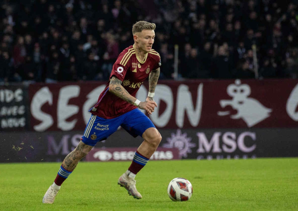 Legt Servette Genf (im Bild: Bendeguez Bolla) im Hinspiel der Zwischenrunde gegen Ludogorez Rasgrad vor?