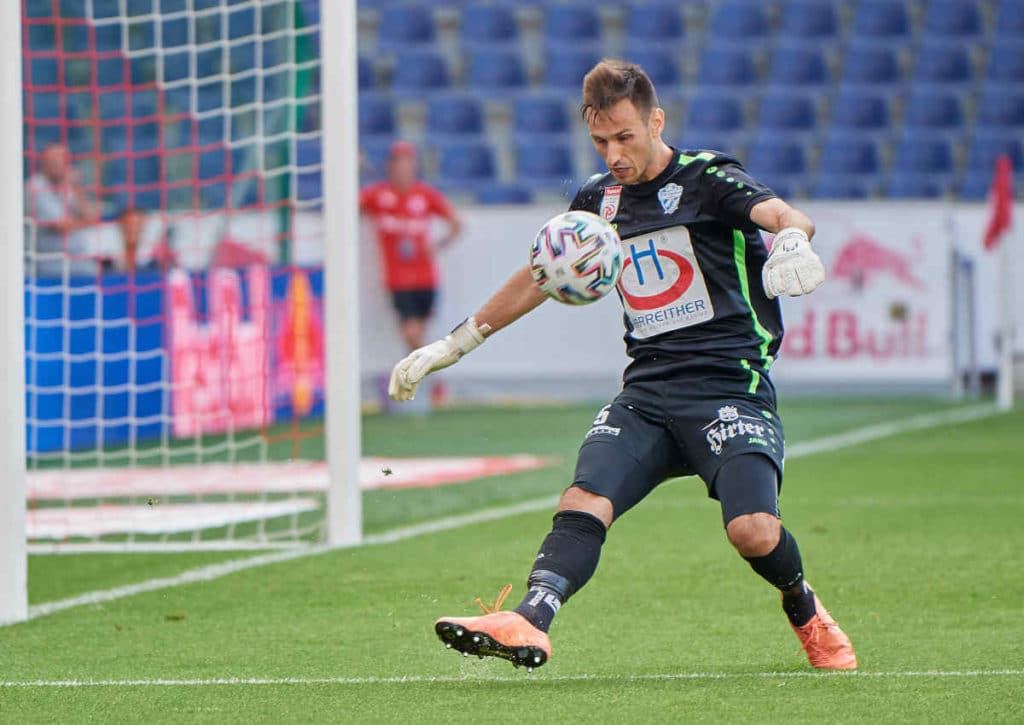 Schlägt der TSV Hartberg (im Bild: Raphael Sallinger) Rapid Wien zum dritten Mal in Serie?